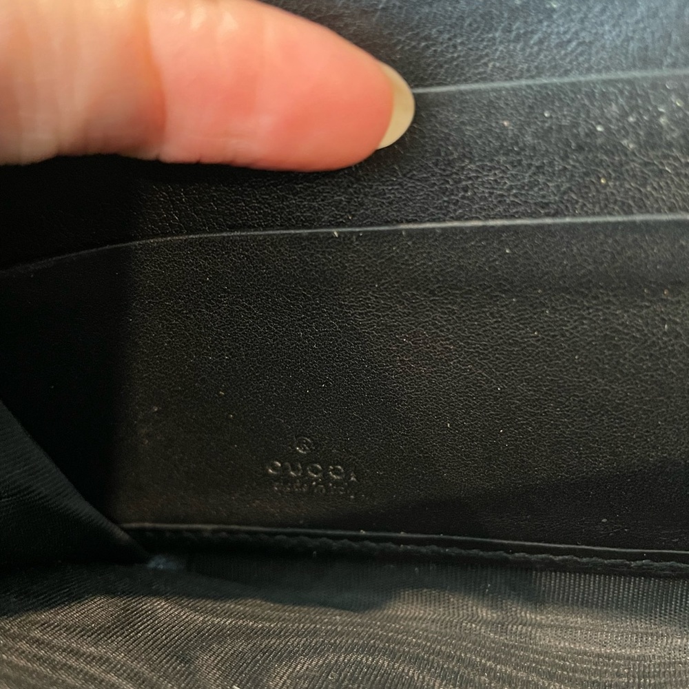 ❌SOLD❌ GUCCI GUCCISSIMA WALLET ON CHAIN - Picture 5 of 9
